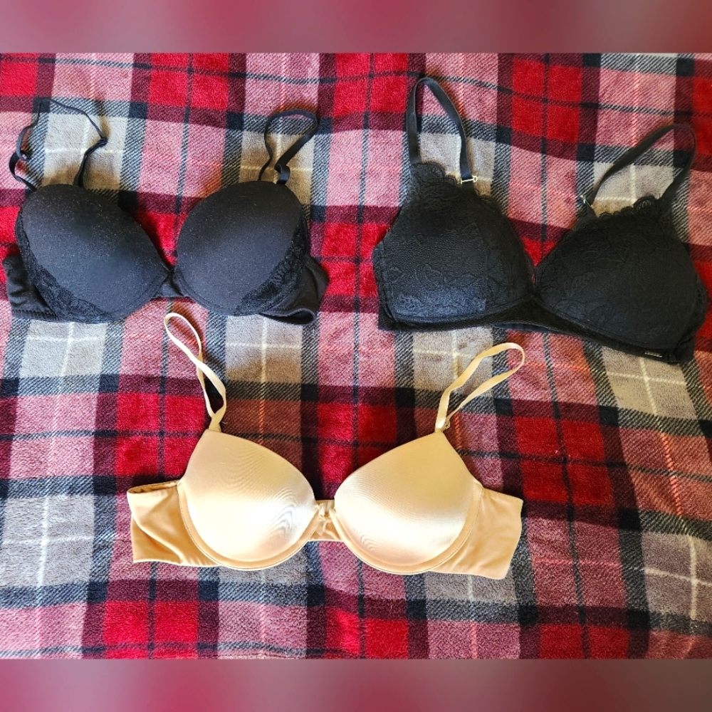 Elegant Black and Cream Women's Bra Bundle